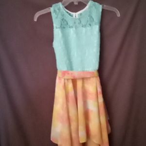 Girls dress